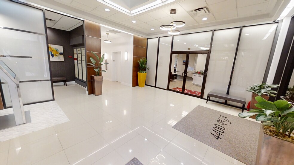 More Photos Of 4400 Pga Blvd, Palm Beach Gardens Office For Lease