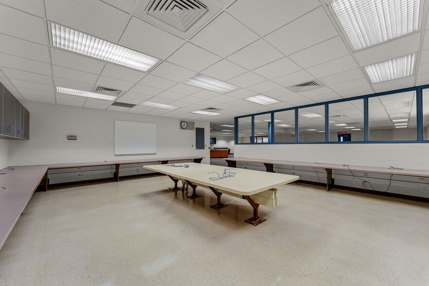 More Photos Of S5864 State Highway 23, Loganville Light Distribution For Sale