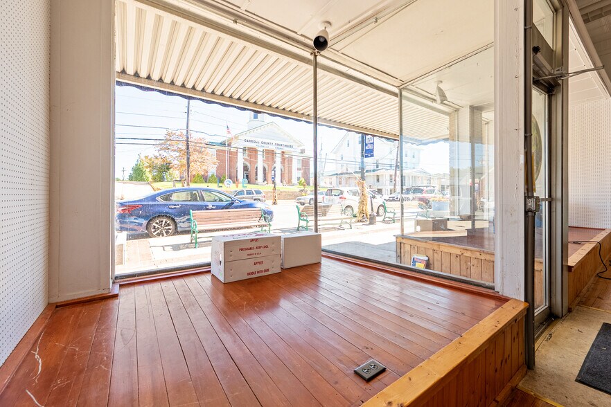 More Photos Of 522 N Main St, Hillsville Office Residential For Sale