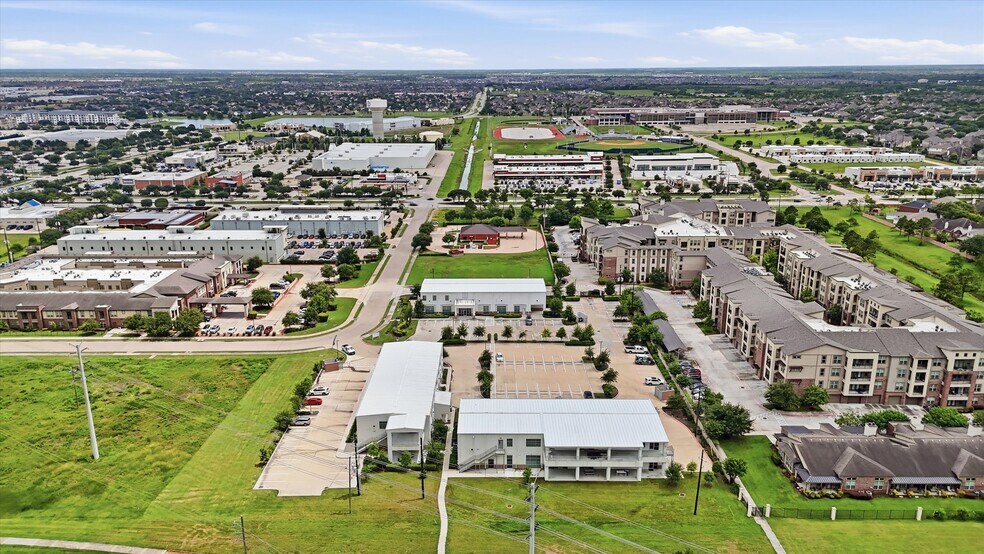 More Photos Of , Pearland Office For Sale