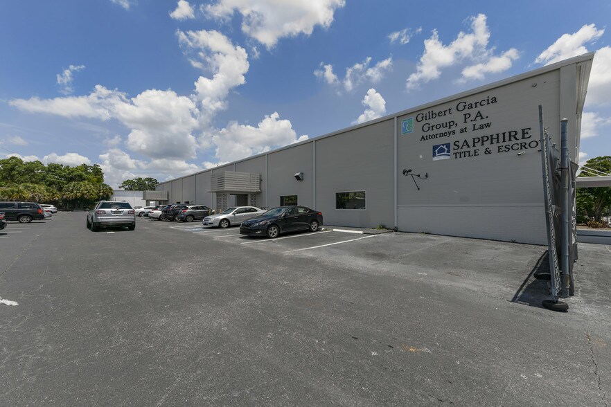 More Photos Of 2313 W Violet, Tampa Medical For Lease