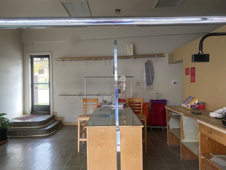 More Photos Of 322 San Anselmo Ave, San Anselmo Storefront For Sale