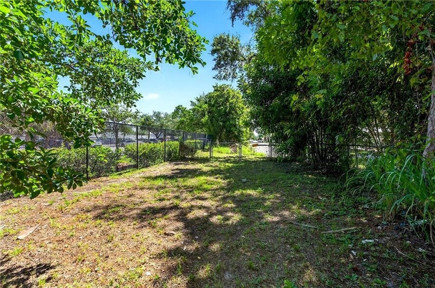 More Photos Of 1531 Delaware Ave, Fort Pierce Freestanding For Sale