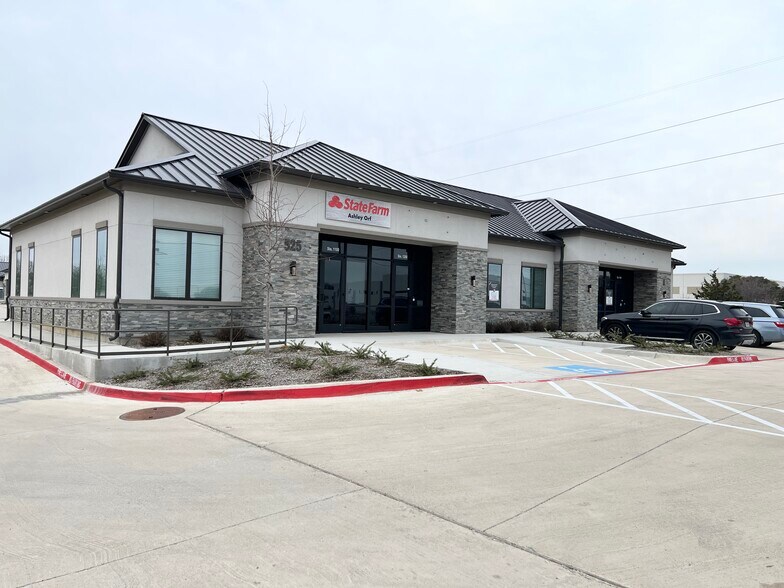 More Photos Of 525 Shiloh Rd, Plano Medical For Lease