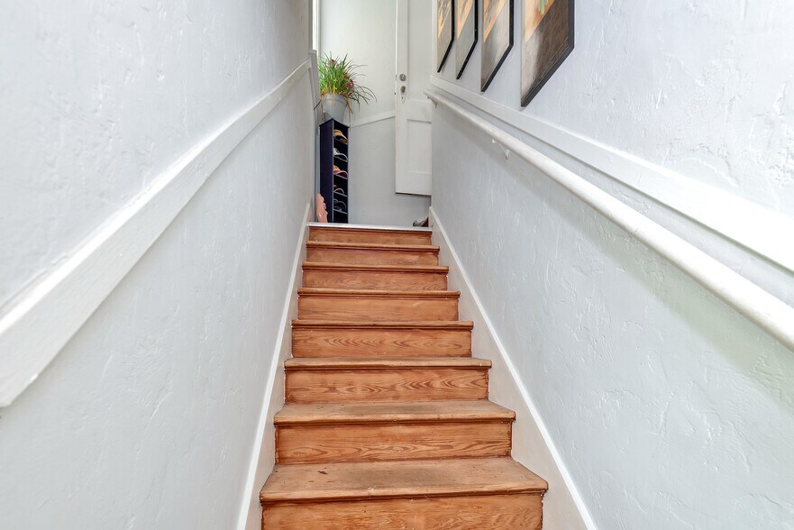 More Photos Of 329 N K St, Lake Worth Apartments For Sale