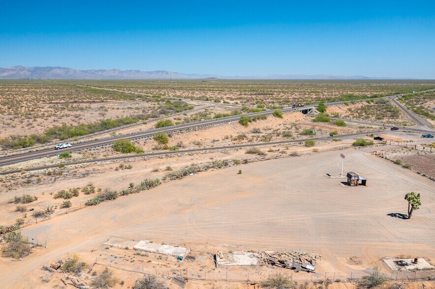 More Photos Of 28350-28370 W State Route 71, Congress Land For Sale