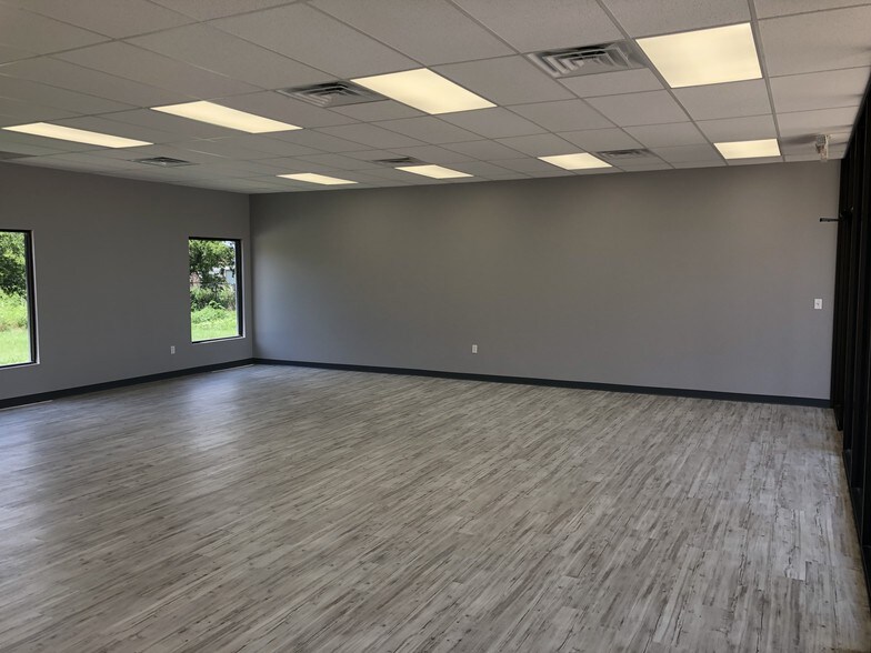More Photos Of 14001 W State Highway 29, Liberty Hill Office For Lease