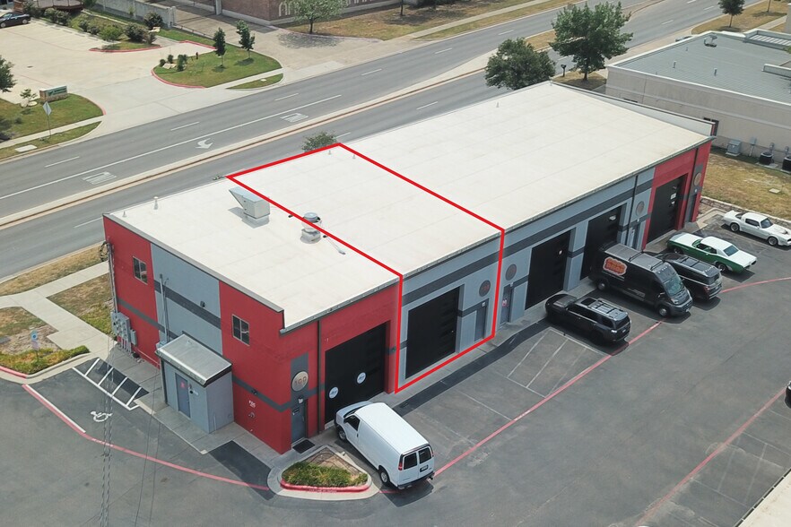 Primary Photo Of 2100 Double Creek Dr, Round Rock Warehouse For Lease