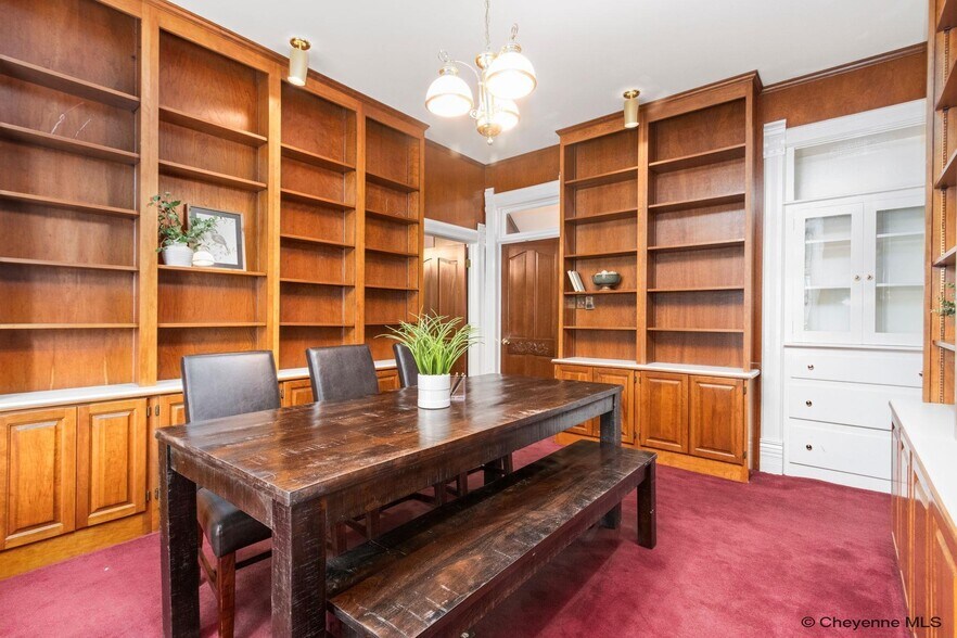 More Photos Of 2103 Evans Ave, Cheyenne Office For Lease