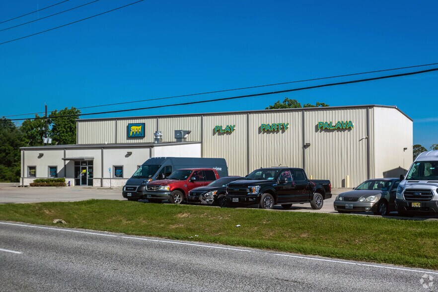 More Photos Of 3240 Spring Cypress Rd, Spring Warehouse For Sale