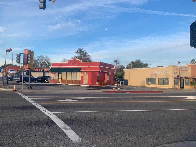 More Photos Of 511 S Garfield Ave, Alhambra Restaurant For Lease