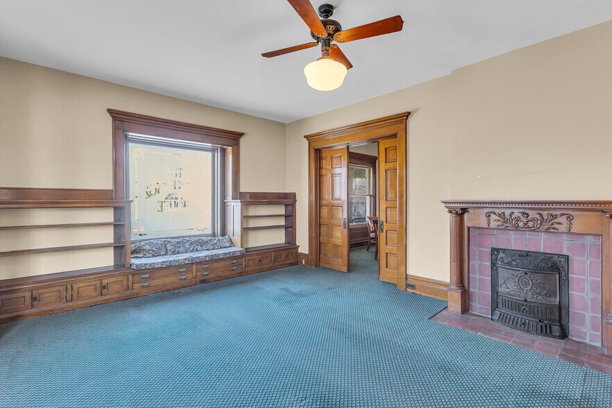 More Photos Of 601 S Jackson St, Jackson Office For Sale