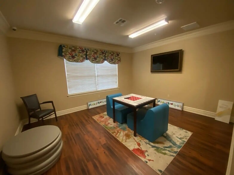 More Photos Of 104 Mbl Bank Dr, Minden Assisted Living For Sale