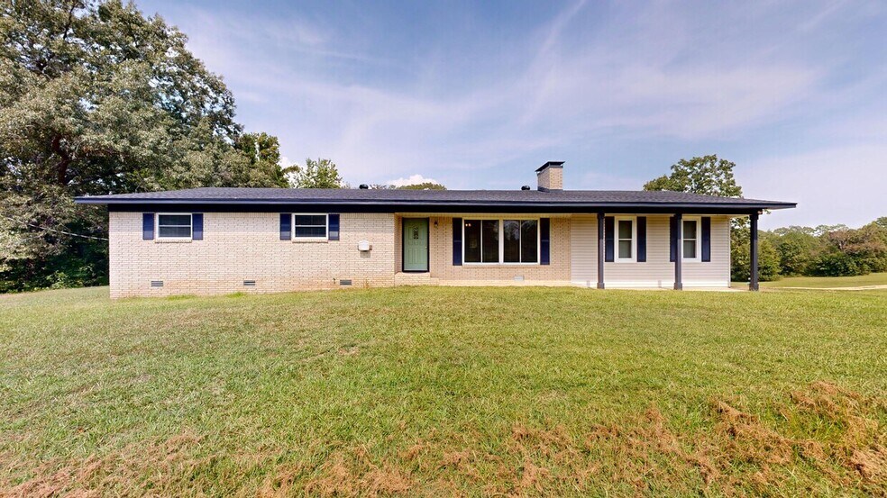 More Photos Of 2570 Arkansas 7, Bismarck Specialty For Sale