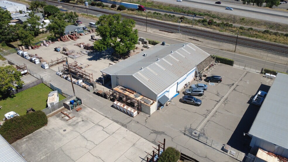 More Photos Of 3115 Railroad Ave, Ceres Warehouse For Sale