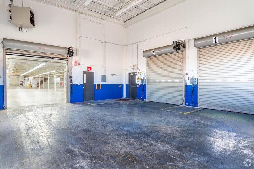More Photos Of 151 Batson Dr, Manchester Manufacturing For Lease