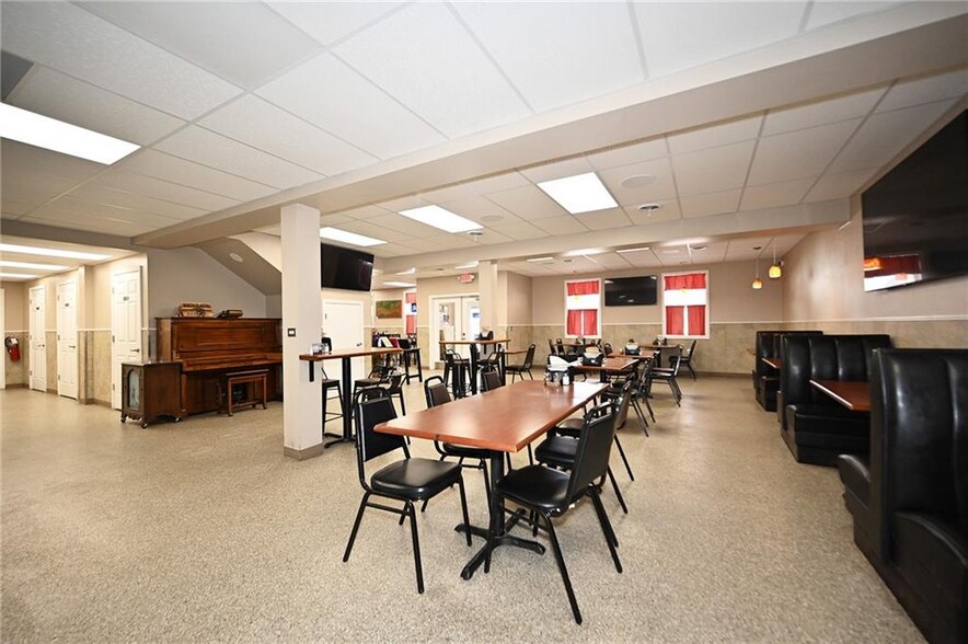 More Photos Of 203 Main St, Dearborn Restaurant For Sale