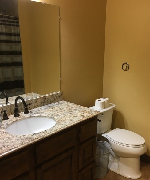 More Photos Of 920 E Main St, Mesa Office For Lease