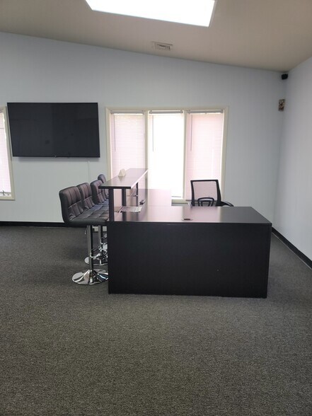 More Photos Of 1522 Pointer Ridge Pl, Bowie Coworking Space