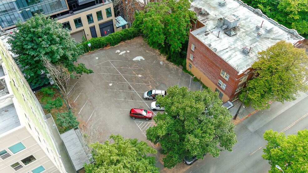 More Photos Of 815 9th Ave, Seattle Land For Sale