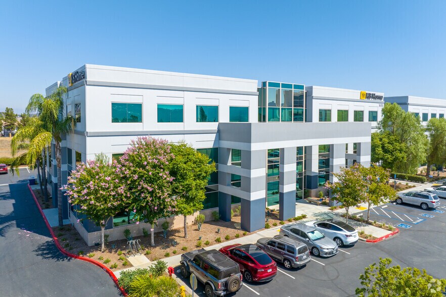 More Photos Of 36310 Inland Valley Dr, Wildomar Medical For Lease