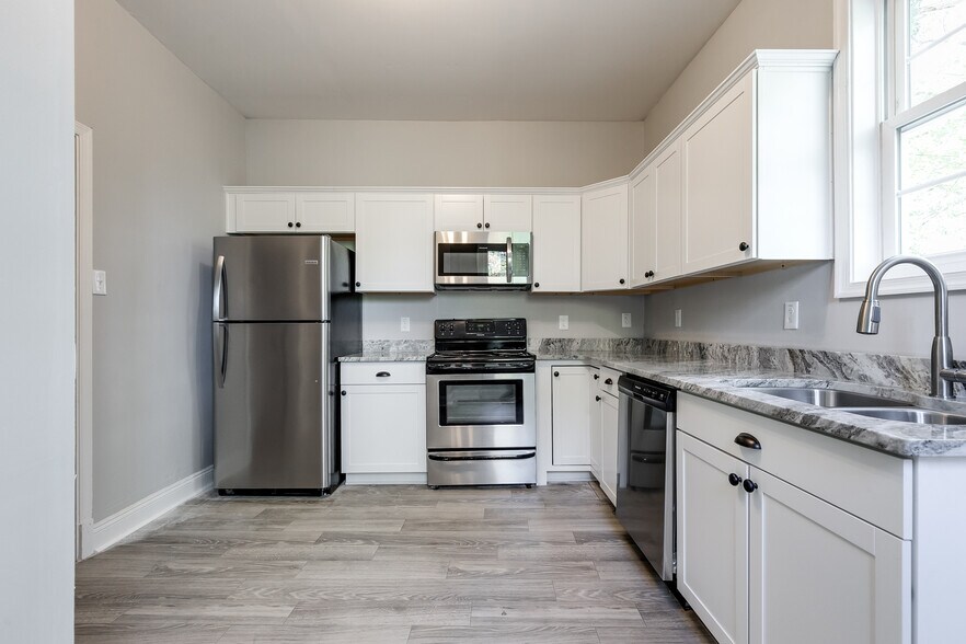 More Photos Of 3418 Carolina Ave, Richmond Multifamily For Sale
