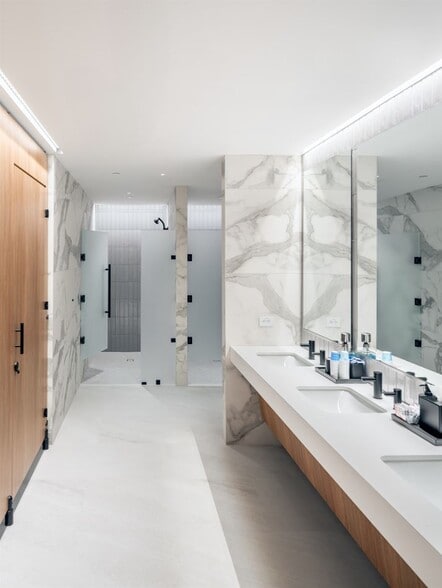 More Photos Of 101 Constitution Ave NW, Washington Office For Lease