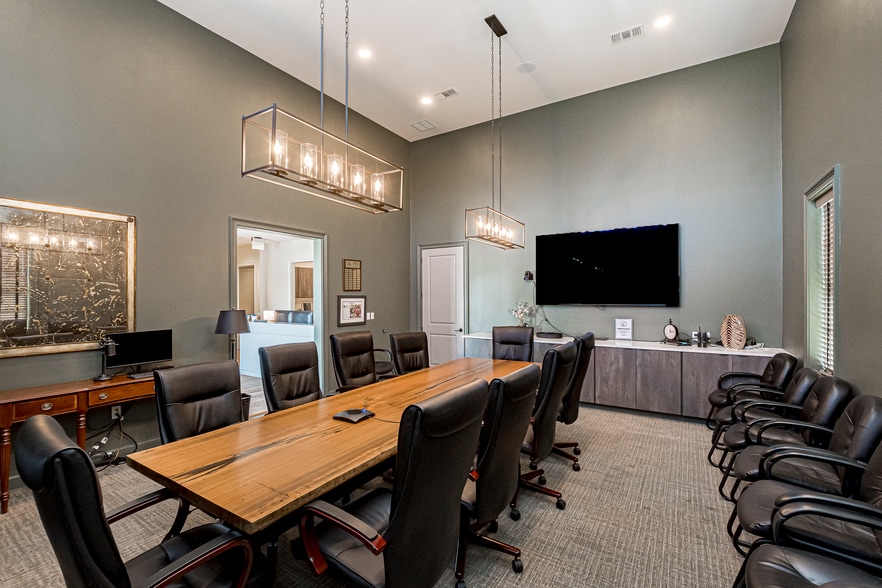 More Photos Of 4471 Bluebonnet Blvd, Baton Rouge Office For Lease