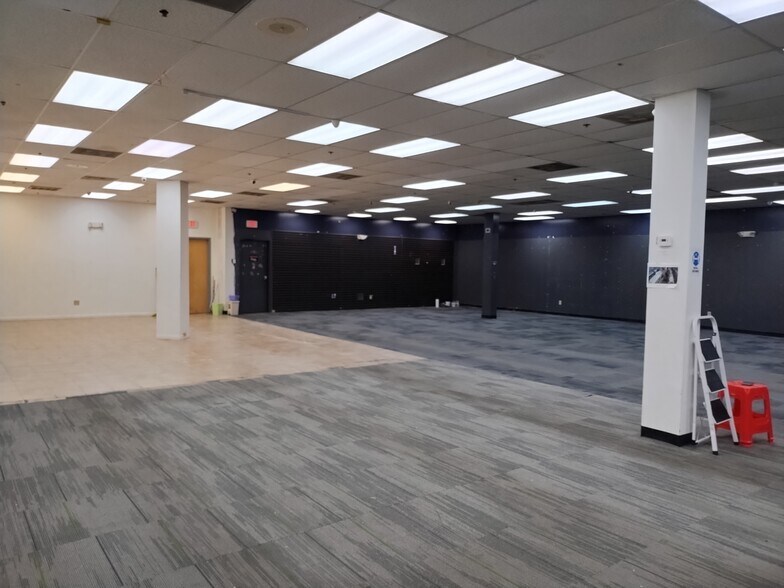 More Photos Of 4310-4328 Main St, Bridgeport Storefront For Lease