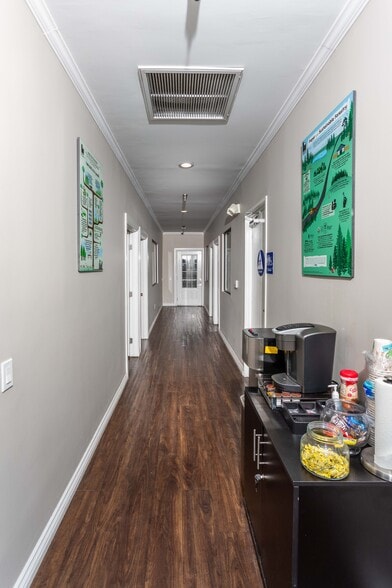More Photos Of 15840 W Monte St, Sylmar Warehouse For Sale