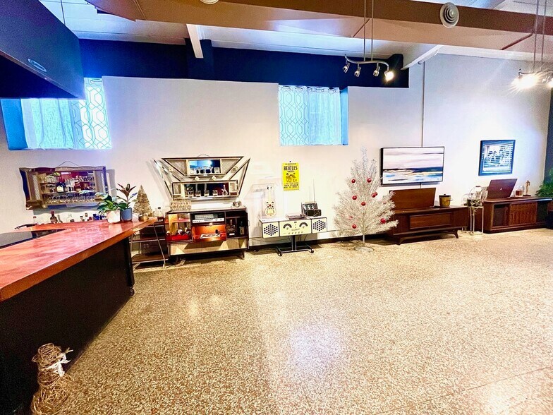 More Photos Of 1 Sherman Ter, Madison Storefront Retail Office For Sale