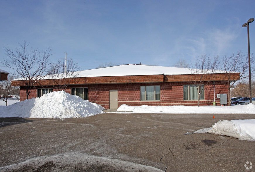 Primary Photo Of 13770 Frontier Ct, Burnsville Office For Sale