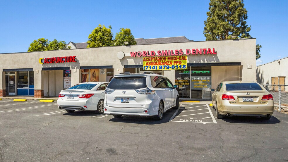 More Photos Of 1417-1431 W Warner Ave, Santa Ana Storefront For Sale