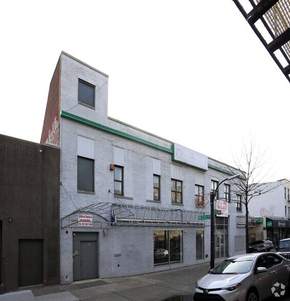 More Photos Of 5622 Broadway, Bronx Freestanding For Lease