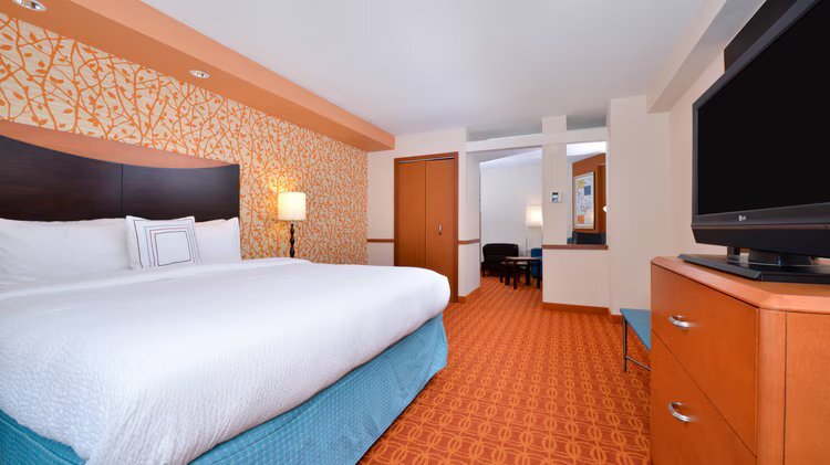 More Photos Of 920 Executive Way, Asheboro Hotel For Sale
