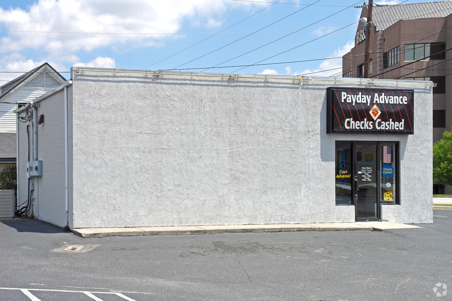 More Photos Of 8907 H Two Notch Rd, Columbia Freestanding For Lease