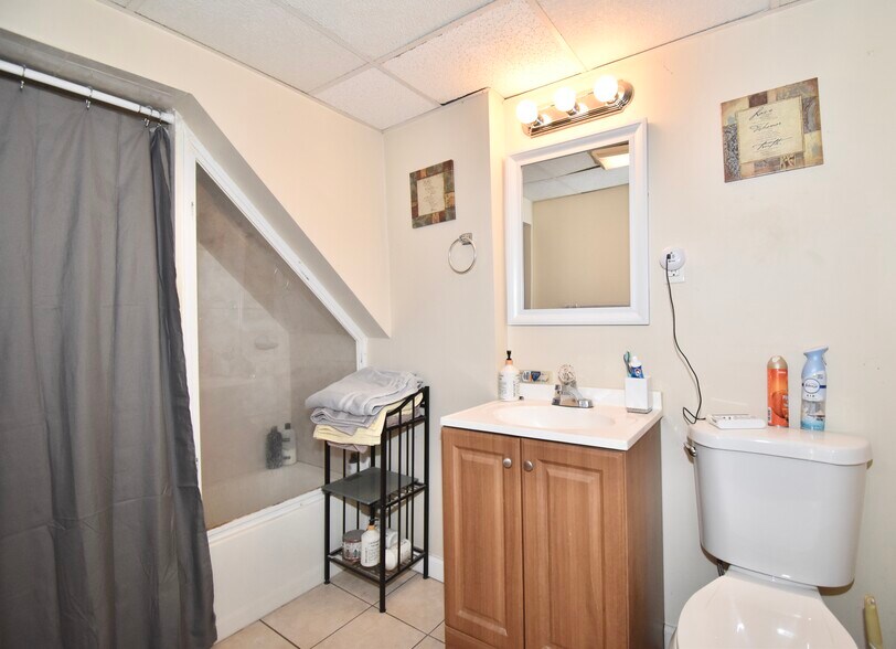 More Photos Of 855 Liberty St, Springfield Apartments For Sale