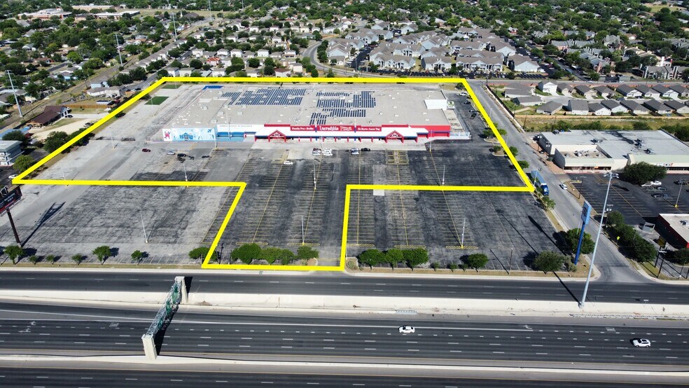 More Photos Of 2015 SW Loop 410, San Antonio Freestanding For Sale