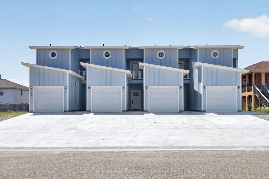 Primary Photo Of 13981 Ports O Call Dr, Corpus Christi Multifamily For Sale