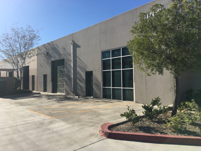 More Photos Of 41705 Elm St, Murrieta Warehouse For Lease