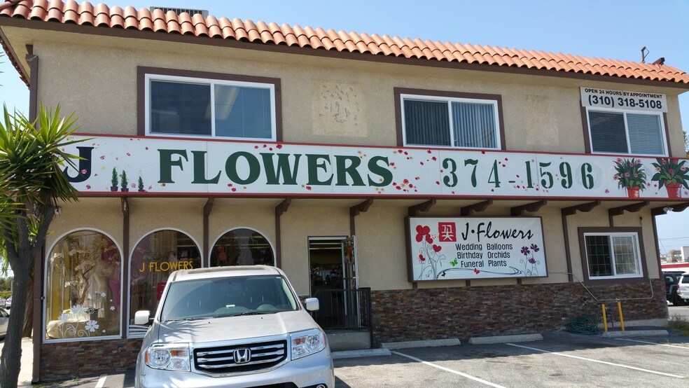 More Photos Of 2706-2708 Artesia Blvd, Redondo Beach Storefront Retail Office For Sale