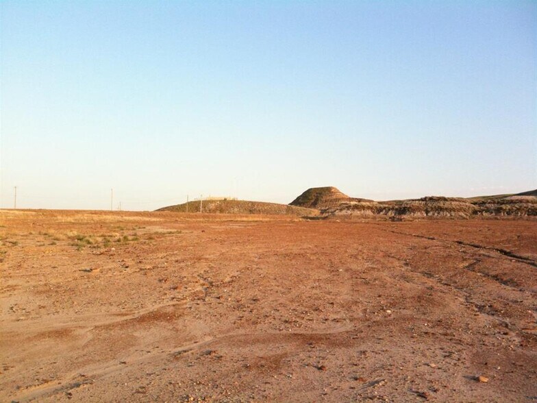 More Photos Of 360 Industrial Rd, Drumheller Land For Sale