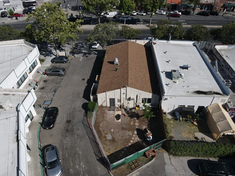 More Photos Of 3121-3123 Alum Rock Ave, San Jose Storefront For Sale