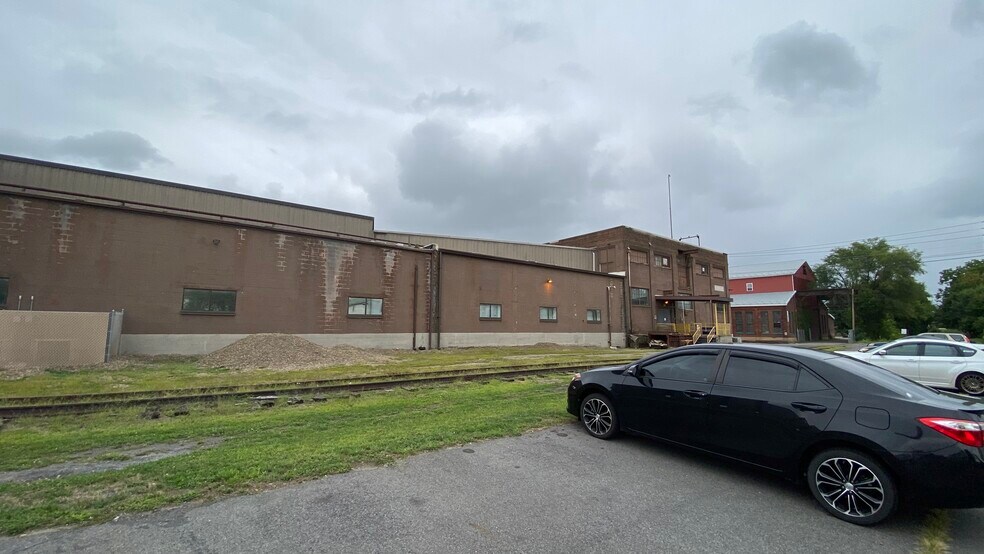 More Photos Of 508 Delaware Ave, West Pittston Warehouse For Sale