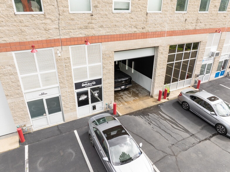 More Photos Of 100 Ferncroft Rd, Danvers Manufacturing For Lease