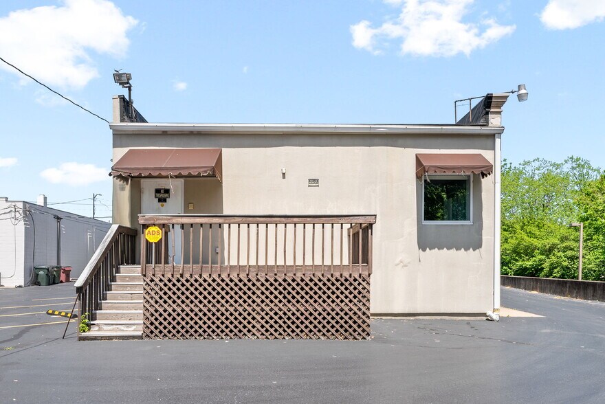 More Photos Of 311 W 9th St, Hopkinsville Medical For Lease