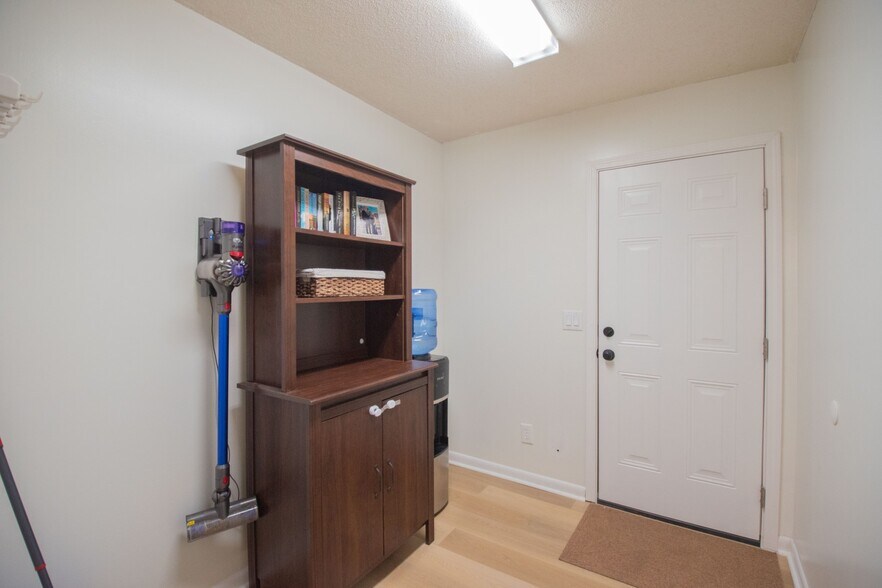 More Photos Of 6120 New Jesup Hwy, Brunswick Apartments For Sale