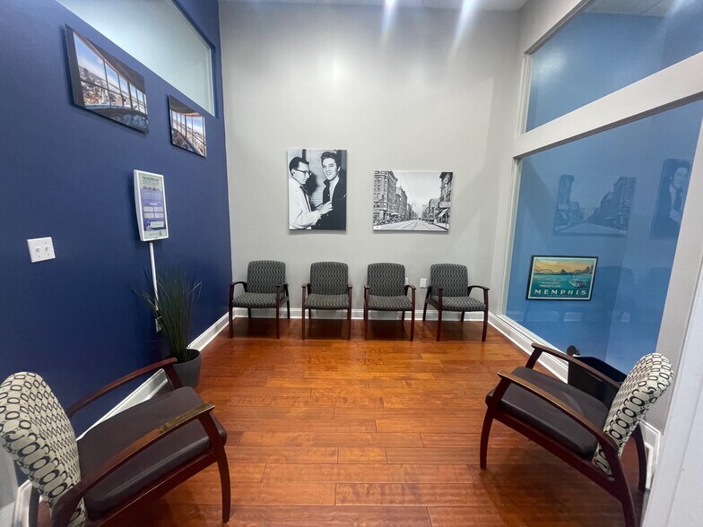 More Photos Of 95 S Main St, Memphis Storefront Retail Office For Lease