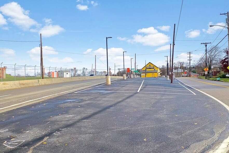 More Photos Of 3706-3710 Lebanon Church Rd, West Mifflin Auto Dealership For Lease