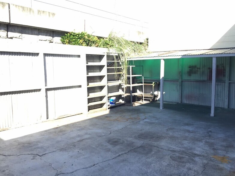 More Photos Of 1060 Old County Rd, Belmont Service For Lease